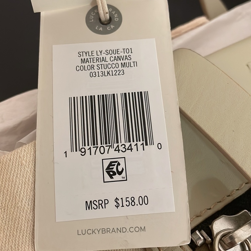 NWT - Lucky Brand ladies over the shoulder hobo bag. - Picture 7 of 7